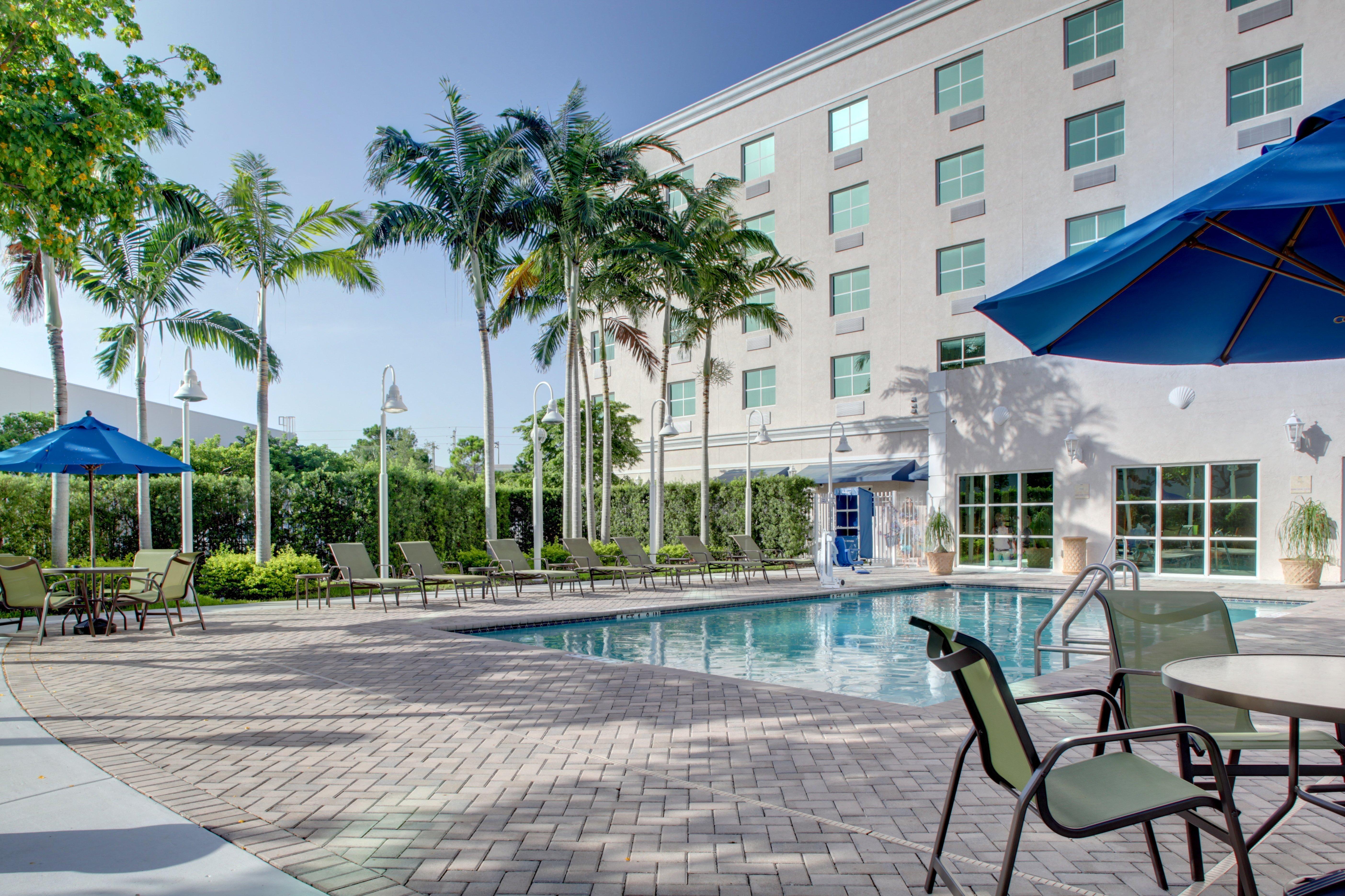 Holiday Inn Express & Suites Miami Kendall By Ihg Country Walk Exterior foto